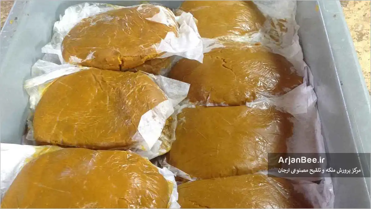 طرز ساختن کیک گرده برای زنبور عسل